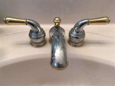 How To Remove Moen Bathroom Faucet Handle